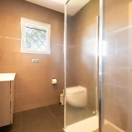 115m2 Avec Un Apercu Et Proche Du Centre * Сен-Рафаель