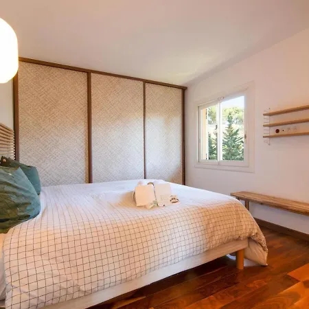 115m2 Avec Un Apercu Et Proche Du Centre Апартаменти