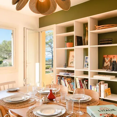 Apartment 115m2 Avec Un Apercu Et Proche Du Centre Saint-Raphael (Var)